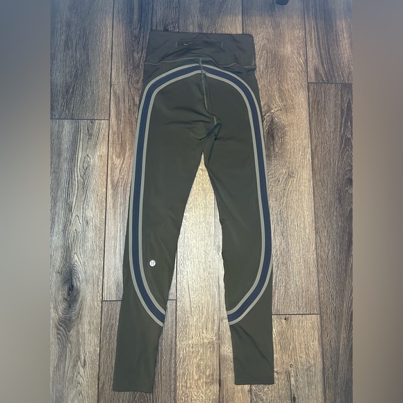 Lululemon High Rise Olive Leggings Size 4 | Sculpting Back Seam & Zip Pocket - Picture 3 of 15
